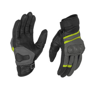 Gants de moto en cuir véritable à cinq doigts pour la course et les sports de plein air - Conception légère et coupe-vent de haute qualité - Product Image 3