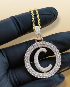 Colgante Personalizado de Hip Hop con Letra del Alfabeto de la Suerte, Chapado en Oro de 18K, con Incrustaciones de Diamantes de Imitación, Plata 925, Redondo, 26 Letras Disponibles - Product Image 1