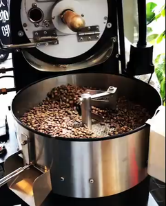 Café en grains entiers Robusta fraîchement torréfiés du Vietnam, prix raisonnable, qualité A, sac de 1000 kg - Product Image 1