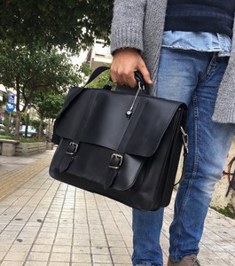Sac à bandoulière professionnel en cuir, sacoche pour ordinateur portable, idéal pour les voyages et le bureau, disponible en toutes tailles avec logo personnalisé, sacoche pour ordinateur portable en cuir. - Product Image 5
