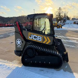 ซื้อรถตักล้อยาง JCB 4TS 8T แบบตีนตะขาบ รับน้ำหนักได้สูง เครื่องจักรก่อสร้าง ดีเซล ยูโร 5 มาตรฐาน EPA คุณภาพพรีเมียม จัดส่งรวดเร็ว - Product Image 2