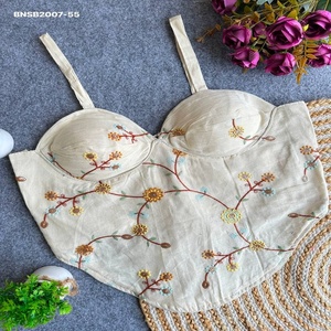 Blouse femme en coton Khadi de qualité supérieure avec broderie multi-fils, style corset, sans manches et dos zig-zag, style Dori. - Product Image 1