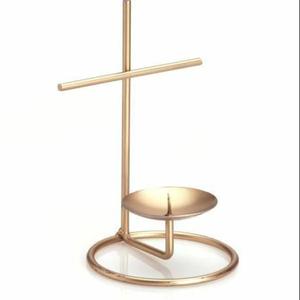 Porte-bougie moderne en métal doré, centre de table minimaliste, décoration décorative pour la maison, support à bougie - Product Image 1