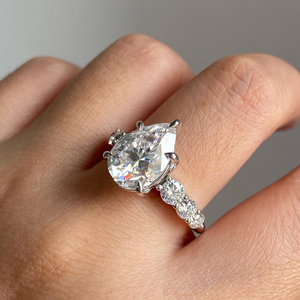 Bague de fiançailles en diamant Moissanite VVS de qualité supérieure, bijoux fins de luxe pour proposition de mariage, anniversaire et mariée - Product Image 6