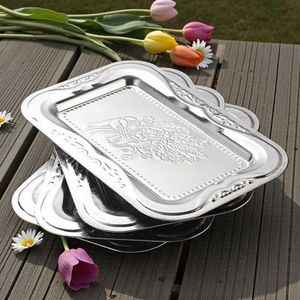 Ensemble de plateaux de service rectangulaires en métal, finition martelée, style vintage fait main avec poignées, pour les fêtes - Product Image 1
