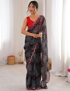Sari de Georgette KV para Mujer con Estampado Floral y Bordado Bandhani (Negro), Sin Arrugas, Reversible, para Bodas de Otoño - Product Image 6