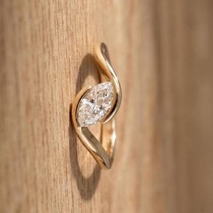 Bague en or massif de haute joaillerie, diamant de laboratoire taille marquise 1 carat, certifié IGI, pour femme, fiançailles - Product Image 4