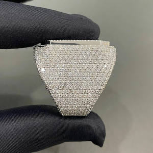 Anillo de Compromiso y Boda con Diamantes de Moissanita Redondos Brillantes, Plata de Ley 925, Estilo Hip Hop, Joyería Personalizada para Hombre - Product Image 4