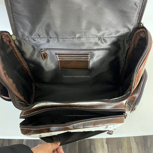 กระเป๋าผ้าอ้อมเด็กหนังวัวแท้ลายฉลุแฟชั่นใหม่ปี 2025 ประดับด้วยหินเทอร์ควอยซ์ กระเป๋าเป้สะพายหลังสำหรับเดินทางกลางแจ้งสุดหรูสำหรับผู้หญิง - Product Image 6