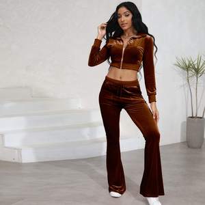 Nouvel arrivage : Survêtement en velours personnalisé pour femme – Ensemble 2 pièces avec veste zippée et pantalon en velours – Vêtements pour femme - Product Image 4