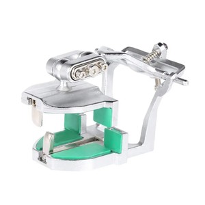 Articulateur dentaire manuel DIVIED INTERNATIONAL, instrument de classe II argenté, rembourrage vert, vis de réglage moletée, modèle 248 CE - Product Image 1