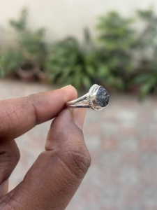 Bague pour femme en argent sterling 925 avec tanzanite naturelle brute, pierre de naissance de décembre, bijou artisanal de Noël - Product Image 2