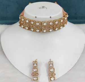 Conjunto de gargantilla de latón y moissanita de calidad premium con cuentas Polki e Hydro Beads, joyería minimalista perfecta para bodas y fiestas. - Product Image 1