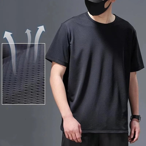 เสื้อยืดสีพื้นเรียบง่าย เสื้อยืดผู้ชาย ดีไซน์ใหม่ล่าสุดจากโรงงาน ขายดี สวมใส่สบาย คุณภาพดีที่สุดสำหรับผู้ชาย - Product Image 3