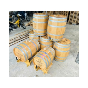 Barril de roble limpio y sin fugas, ideal para guardar agua potable pura y preparar deliciosos salsas. - Product Image 6