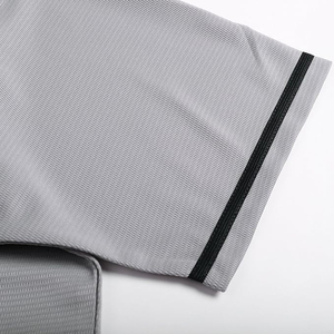 Maillot de baseball gris uni avec passepoil noir, vêtement de sport vierge pour équipe, uniforme personnalisé par sublimation à boutons - Product Image 3