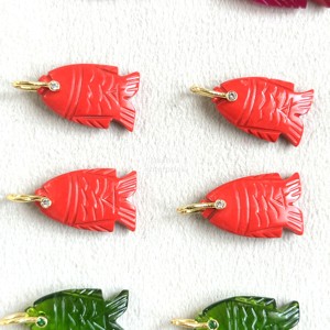 Pendentif poisson en corail rouge AAA en argent 925, pierre semi-précieuse, breloque poisson en cristal sculptée à la main de haute qualité, 1 pouce - Product Image 1