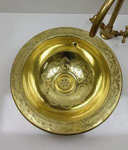 Lavabo ovale en laiton martelé de qualité supérieure, lavabo sur pied de luxe pour hôtel, maison, design d'intérieur de salle de bain moderne - Product Image 3