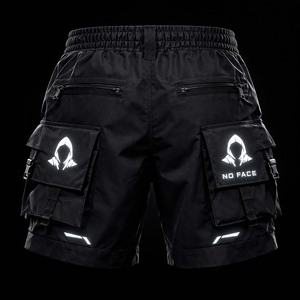 กางเกงขาสั้นเทคแวร์ผู้ชายพิมพ์ลายสะท้อนแสง หลายกระเป๋า สไตล์ทหาร สีดำ ขายส่ง พร้อมโลโก้สั่งทำ - Product Image 2