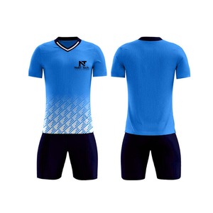 Vêtements de sport confortables pour hommes, uniforme de football 100% polyester, uniforme de football sur mesure pour hommes - Product Image 1
