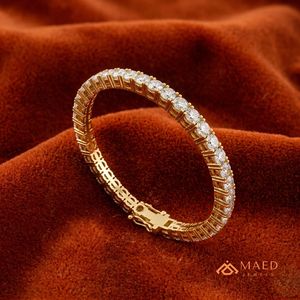 กำไลข้อมือเทนนิสโมอิสซาไนต์สีทองสำหรับผู้หญิง กำไลข้อมือแบบโซ่เส้นเล็ก เครื่องประดับแฟชั่น ของขวัญวันครบรอบแต่งงาน สง่างาม ใส่ได้ - Product Image 4