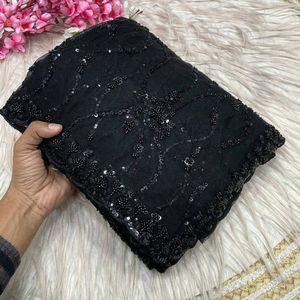 ผ้าส่าหรีสไตล์บอลลีวูดแบบตาข่ายลายผีเสื้อ ประดับเลื่อม ปักลาย C-Pallu พร้อมขอบลายอาร์โค  ชุดส่าหรีแบบยังไม่เย็บติดเสื้อ - Product Image 5