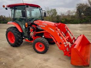 รถแทรกเตอร์ล้อยางคูโบต้า L3560 ขนาดกะทัดรัด พร้อมที่ตักด้านหน้า ขับเคลื่อน 4 ล้อ รถแทรกเตอร์อเนกประสงค์สำหรับงานเกษตร 22 แรงม้า ต่ำกว่า 40 แรงม้า ขาย - Product Image 5
