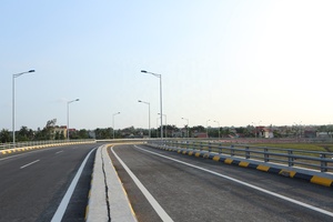 VCOATING Barandilla de Seguridad de Acero Inoxidable de 6 mm y 6 m, Barrera para Carreteras M65, Sistema de Protección Vial con Clasificación de Impacto - Product Image 3