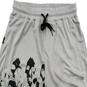 Pantalones Cortos Rotos para Hombre con Logotipo Personalizado, Pantalones Cortos Ajustados de Alta Calidad con Efecto Desgastado para Hombre, subidos por Dress Sports - Product Image 4