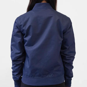 Blouson Bomber Femme Décontracté avec Broderie et Options de Logo Personnalisé, Tissu Imperméable à Mémoire de Forme, Fermeture Éclair pour Usage Quotidien - Product Image 2
