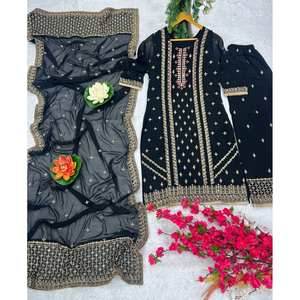 Costume de soirée pour femmes avec broderie comprenant Dupatta - Product Image 6