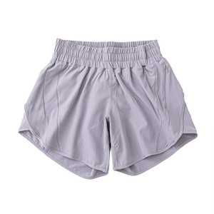Shorts de sport blancs tricotés taille haute pour femme, avec taille élastique, coupe ample et respirante, tendance, commande en gros OEM - Product Image 6