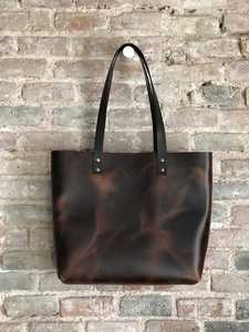 กระเป๋าโท้ทหนังแท้ 100% พร้อมโลโก้พิมพ์ตามสั่ง หนังวัว กระเป๋าสะพายไหล่ผู้หญิง สีพื้น ปิดซิป รุ่น LTB-0306 - Product Image 5