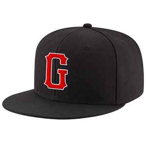Gorra de Béisbol Negra de 6 Paneles con Bordado 'G' Rojo, Unisex, Casual, Ajustada, de Sarga de Algodón, Visera Plana - Product Image 3