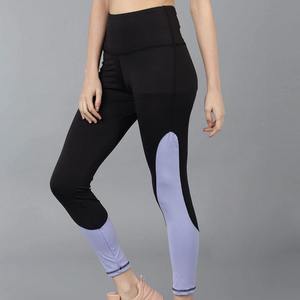Leggings de yoga pour femmes à prix ajustable, anti-rides, qualité supérieure, légers, entièrement personnalisés, hautement respirants, en élasthanne/nylon - Product Image 2