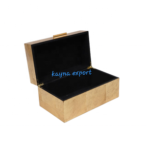 Caja de almacenamiento de madera para reloj, accesorio decorativo de lujo de alta gama para regalo, con terciopelo, venta al por mayor - Product Image 1