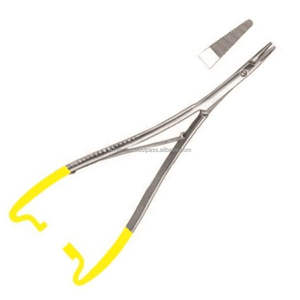 Portaagujas manuales de acero inoxidable reutilizables con punta T/C para sutura, instrumentos quirúrgicos de baja cantidad mínima de pedido (MOQ) de VERITAS Sialkot - Product Image 2