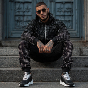 ชุดวอร์มวิ่งออกกำลังกายฤดูหนาวประดับเพชรเทียมสำหรับผู้ชาย เสื้อฮู้ดมีซิป กางเกงวอร์มประดับเพชรเทียม ชุดเซ็ตแฟชั่นสตรีท กางเกงวอร์มประดับเพชรเทียมแบบสองชิ้น - Product Image 1