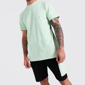 เสื้อยืดแขนสั้นสปอร์ตสีทึบสำหรับผู้ชายและกางเกงขาสั้นชุดคอกลมแห้งเร็วสำหรับฤดูร้อน - Product Image 4