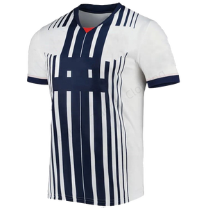 Camiseta de Fútbol Verde Personalizada para Hombre, Manga Corta, Estampado Geométrico Sublimado, Poliéster Transpirable, Ajuste Atlético, para Todas las Temporadas - Product Image 5