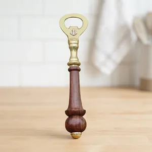 Ouvre-bouteille nautique vintage en laiton avec manche en bois, design ancre artisanal, ouvre-boissons décoratif pour la cuisine, cadeau - Product Image 5