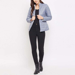 Veste matelassée légère pour femmes grandes tailles, design personnalisé OEM, doudounes matelassées pour femmes, veste d'hiver matelassée pour femmes, shackets - Product Image 3