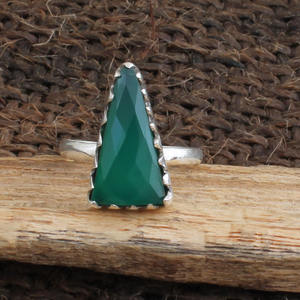 Bague en argent sterling 925 avec onyx vert naturel, sertie de griffes, bague solitaire en pierre précieuse, bijou fantaisie pour femme, fabrication artisanale sur mesure - Product Image 3