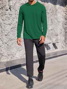 Sudadera con Capucha Cruzada Premium para Hombre, Elástica, Absorbente de Humedad, Personalizable, con Capucha Ajustable, para Deporte, Gimnasio y Fitness - Product Image 3