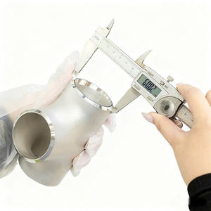 Tubería en T de Acero Inoxidable Vietnamita 304 304L 316 316L ASME B16.9 A SA403 de Media a Doce Pulgadas, Alta Presión, Superficie Lisa - Product Image 3