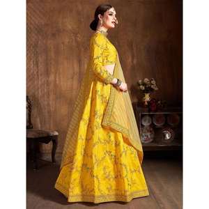 ชุดผ้าไหมหม่อนปักสีเหลืองน่าสนใจผ้า haldi - Product Image 5