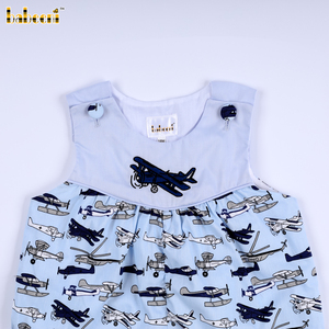 ชุดจั๊มสูทเด็ก Babeeni ลายเครื่องบินน่ารัก แบบ OEM ODM ชุดรอมเปอร์เย็บสม็อค ติดกระดุมแป๊ก - BB3572 ผ้าฝ้ายออร์แกนิค 100% - Product Image 2