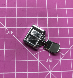 #7306, 5011-3 Snap On ZIPPER FOOT WIDE PRESSER FOOT FOR Kenmore, Babylock, Bernina, Brother, Singer HOUSEHOLD <b>SEWING</b> <b>MACHINE</b> - Product Image 2