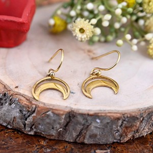 Pendientes de media luna de latón chapado en oro, diseño moderno, forma irregular, acabado pulido, joyería para el día de San Valentín - Product Image 5