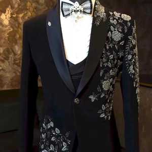 Traje de esmoquin negro bordado para hombre – Blazer de diseñador para boda con lentejuelas florales, traje para fiesta de novio - Product Image 1